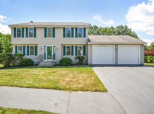 4 High Rock Ln, Worcester, MA 01609
