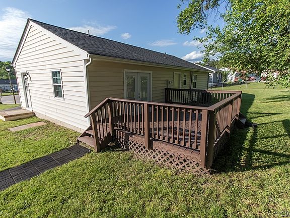 5th image of 1516 Regency Ct