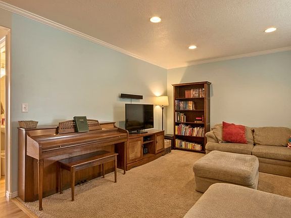 3rd image of 3148 W Davencourt Loop