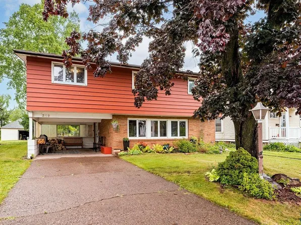 319 4th Ave, Two Harbors, MN 55616