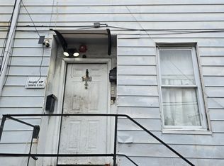 113 Lyon St #2R, Paterson, NJ 07524