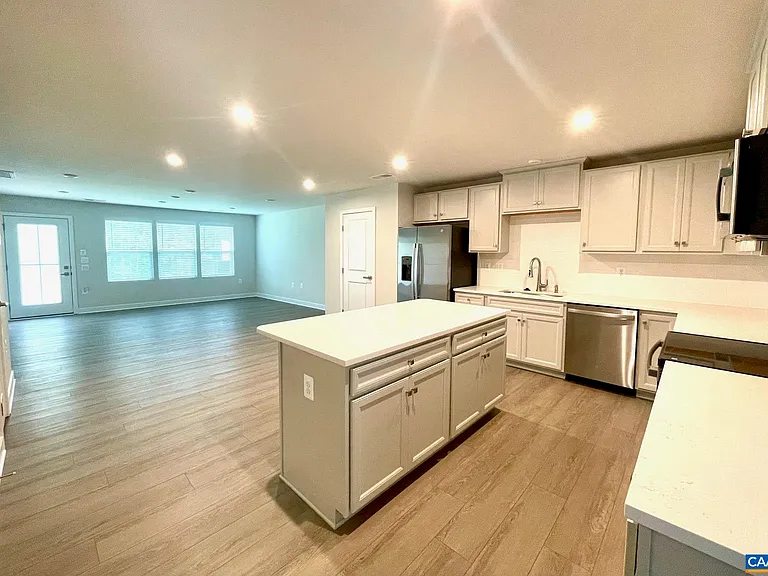 5127 Lazy Branch Ln — Photo 4