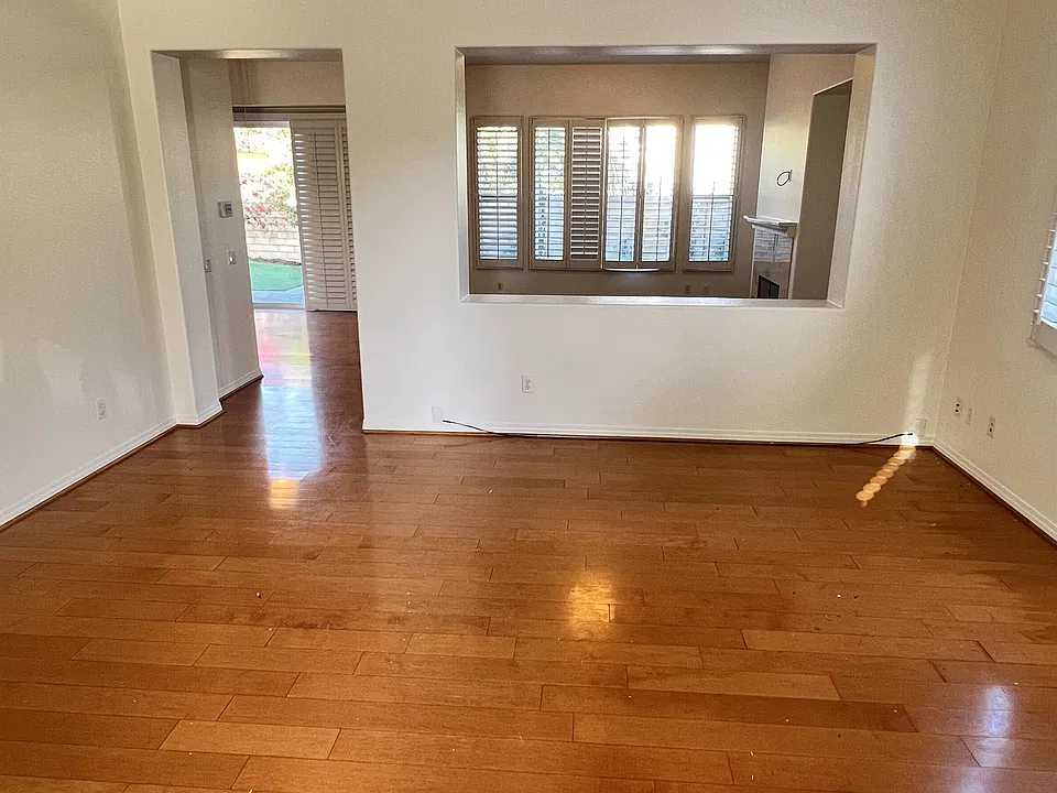 4114 Walnut Rdg