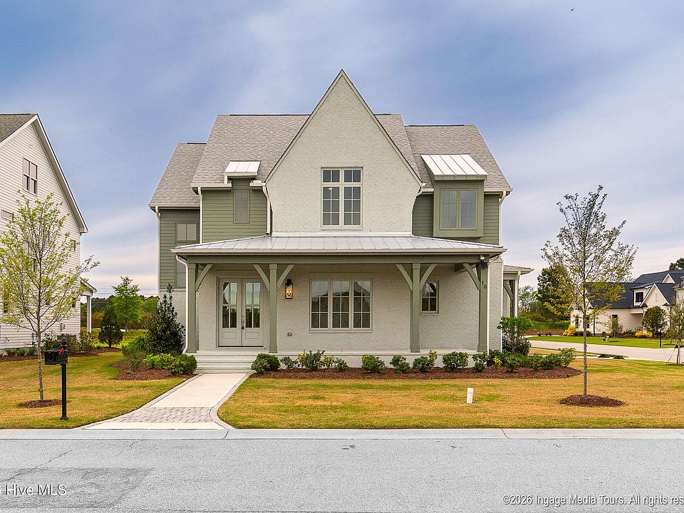 1st image of 16 Pinewood Cove