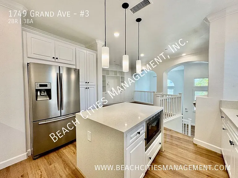 1749 Grand Ave #3 — Photo 16