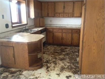 2nd image of 3866 Interlachen Dr NE