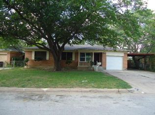 5205 McQuade St, Haltom City, TX 76117