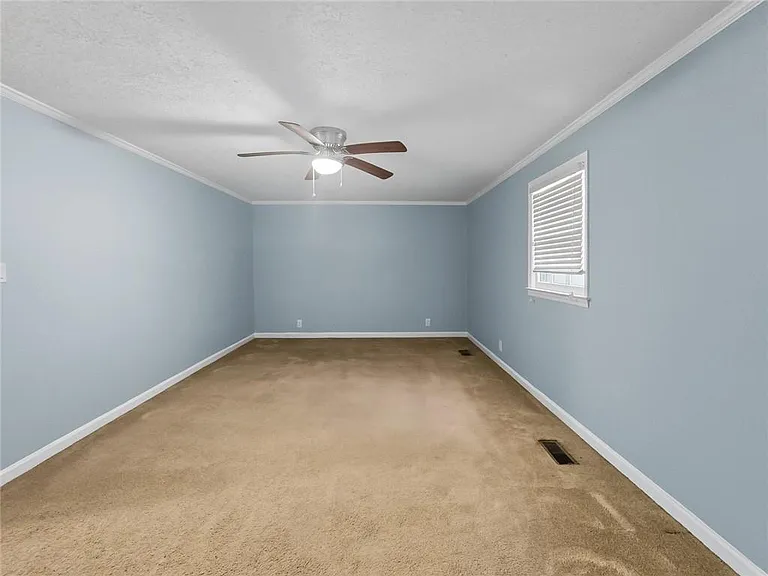 3542 Shoreland Dr — Photo 21