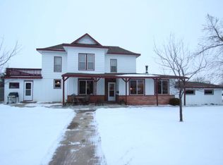 204 6th St S, Sauk Centre, MN 56378