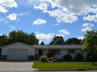 718 N Craig St, Janesville, MN 56048