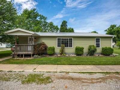 211 S Lake St, Mount Olive, IL, 62069