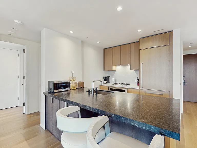 543 W 122nd St #12B — Photo 6