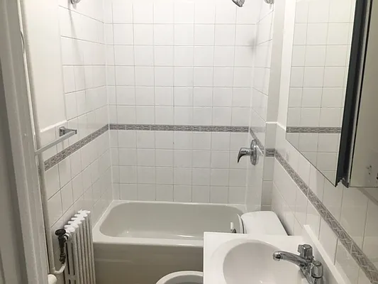 Rented by Empire Valley | media 11