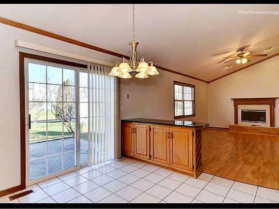 5th image of 435 Jeffery Dr