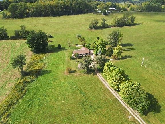 4th image of 1593 Old Providence Rd