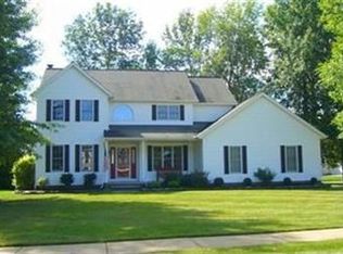 7424 Saint John Ct, Mentor, OH 44060