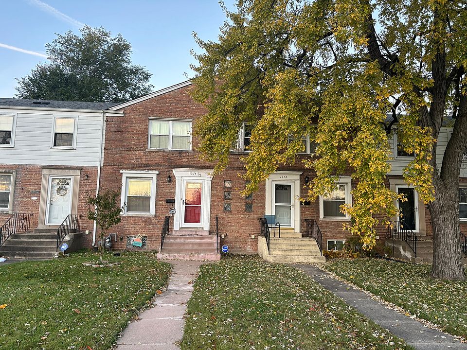1st image of 1374 1/2 Wentworth Ave