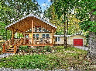809 Montreat Rd, Black Mountain, NC 28711