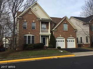 9148 Moonstone Dr, Fairfax, VA 22031