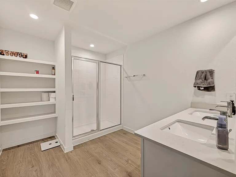 30518 White Cliff Ct — Photo 27