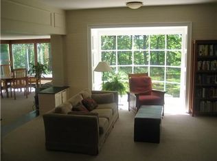 3 Edgewood Rd, Pittsburgh, PA 15215