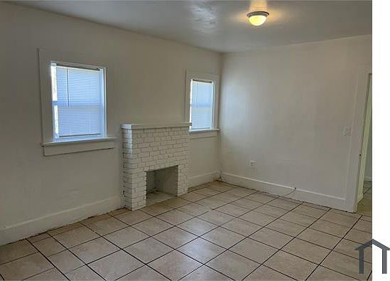 5th image of 944 NW 81st St #A