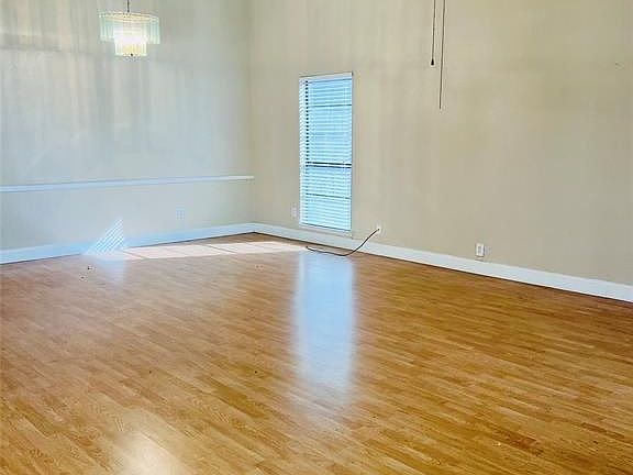 2nd image of 15602 Sierra Valle Dr