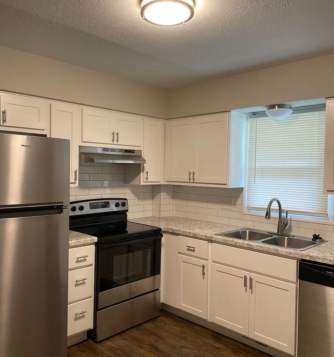 2 bed, 738 sqft, $975 — Photo 4