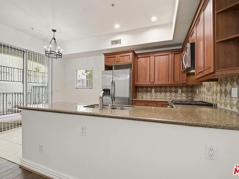10913 Whipple St #105 — Photo 7