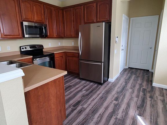 3rd image of 15120 Windmill Harbor Ct