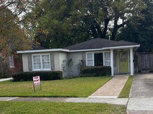 52 Silverwood St, Mobile, AL 36607