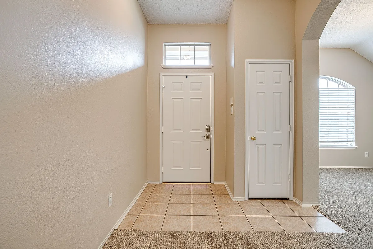 Building Photo - 8136 Zion Trl