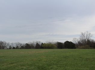 609 Sarah Blake Ln, Versailles, KY 40383