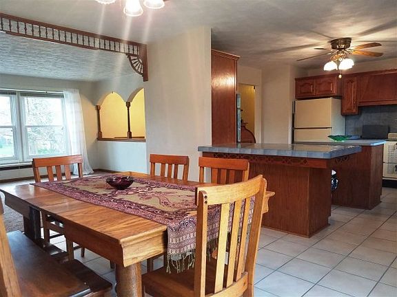 4th image of 615 Woodpark Ct