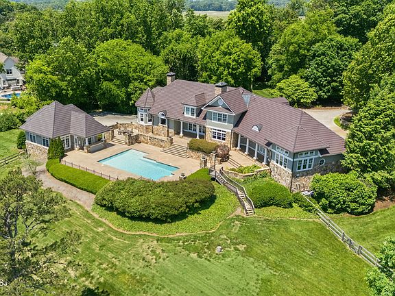 2nd image of 1304 Copperstone Ln