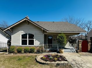 1215 N 18th St, Waco, TX 76707