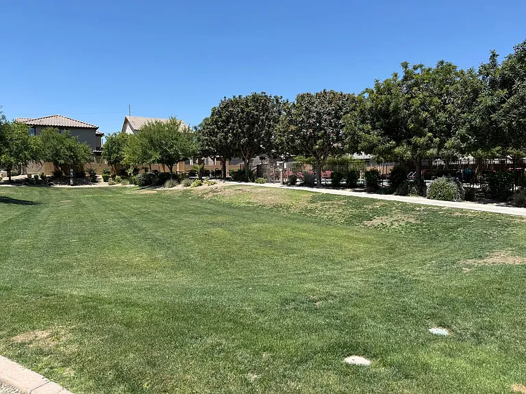 16668 W Sierra St — Photo 13