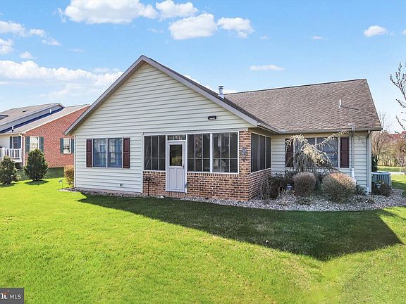 5th image of 6272 Oak Leaf Ln N