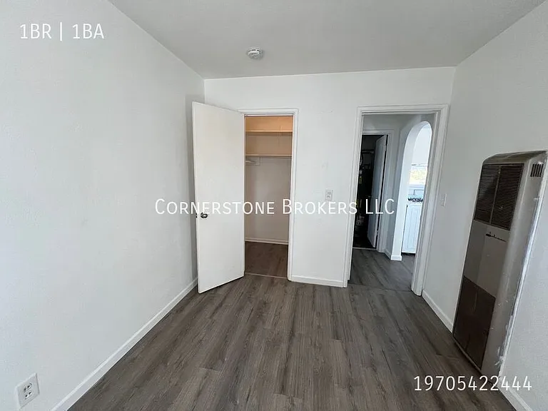351 E 2nd St #B — Photo 5