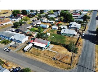 1905 17th St, Baker City, OR 97814