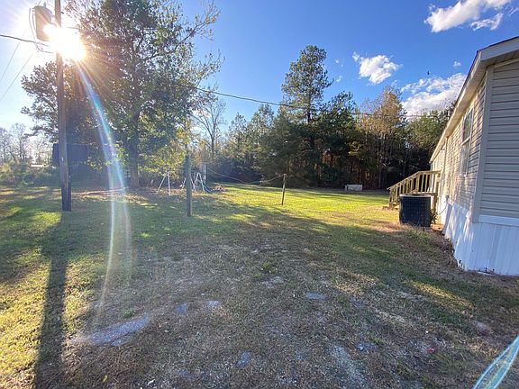 4th image of 1626 Cooper Hill Road