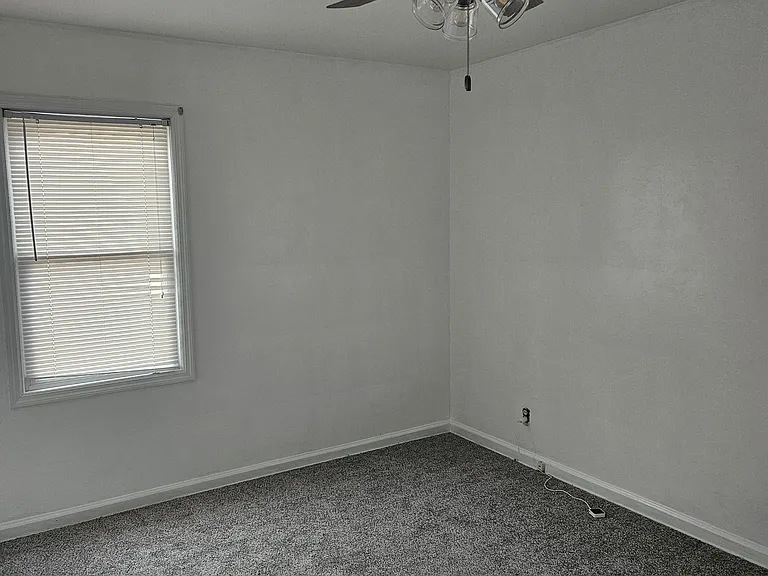 2503 Madison St — Photo 5