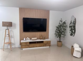 7904 West Dr APT 608, North Bay Village, FL 33141