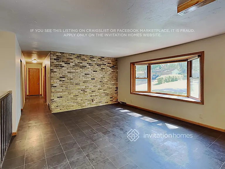 17477 Java Ct N — Photo 5