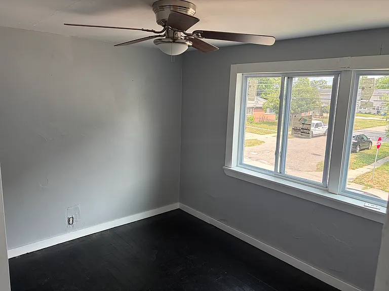 2204 Ellsworth St — Photo 9