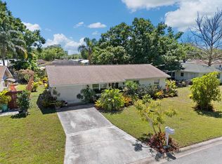 6508 3rd Ave NE, Bradenton, FL 34208