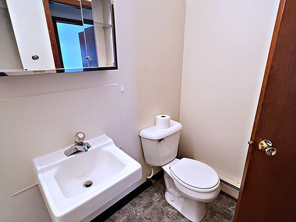 5th image of 421 Colfax St #3