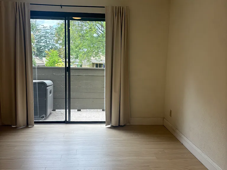 5410 Makati Cir — Photo 25