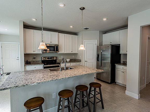 2nd image of 10909 SW Robbia Way