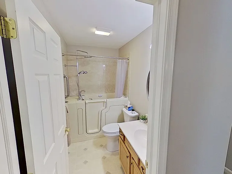 1377 Village Dr — Photo 7